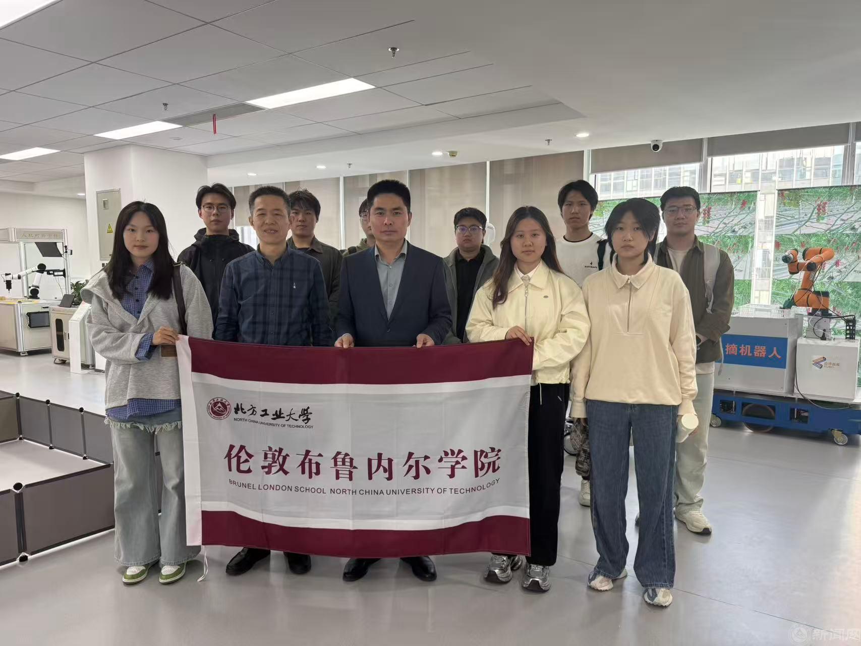 新闻2.jpg 新闻2.jpg